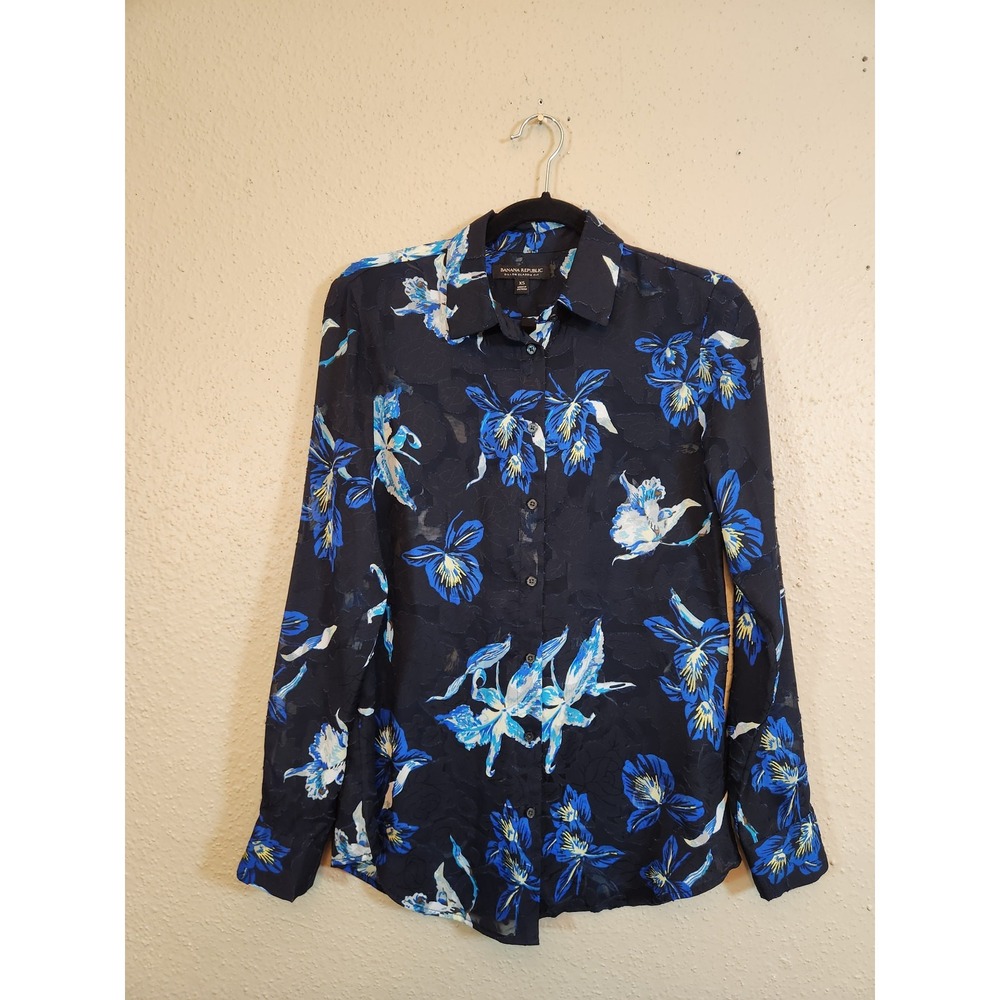 Banana Republic Womens XS Navy Blue Floral Dillon Classic Fit Button Down Blouse